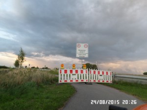 Rhein-broen-spærret for cykler på denne side